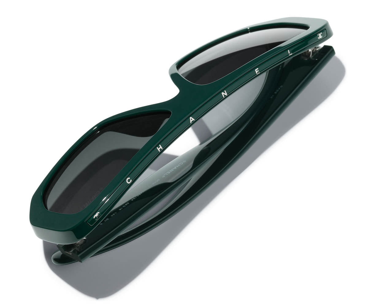 CHANEL 5556U Cat-Eye